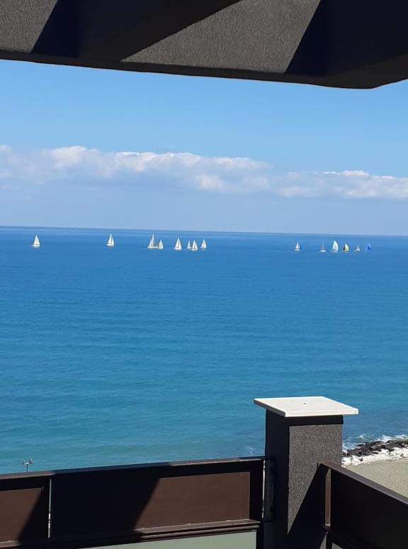 Attico Suite Spiaggia Bari Extérieur photo