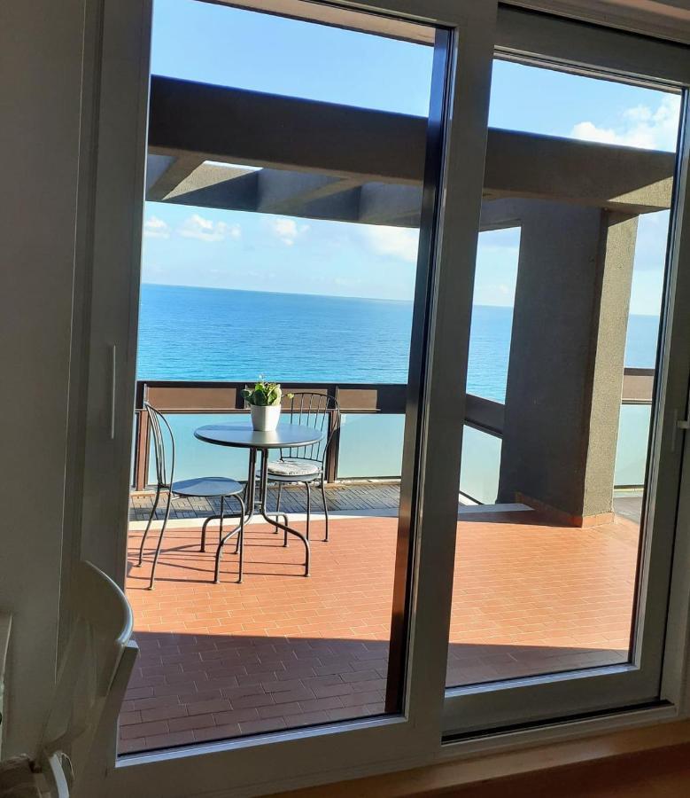 Attico Suite Spiaggia Bari Extérieur photo