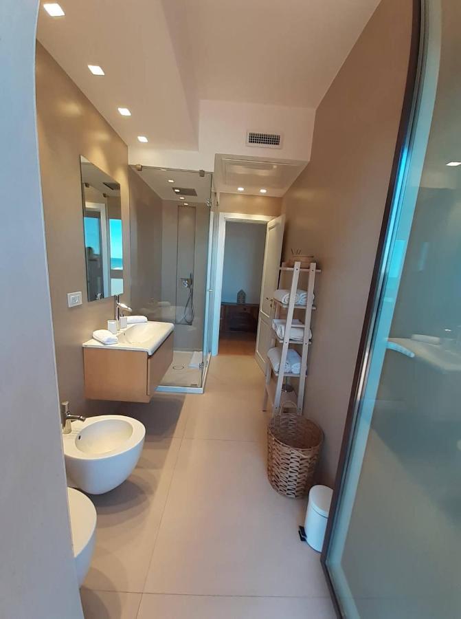 Attico Suite Spiaggia Bari Extérieur photo